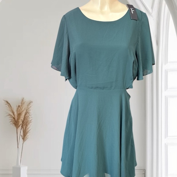 NWT Lulu's Green Fit and Flare Mini Dress with Flutter Sleeves - Picture 3 of 8